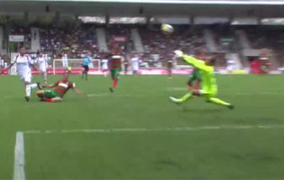 Charles Marcelo protege vitória com defesa destacável no um-para-um – CS Marítimo 2-1 CD Aves