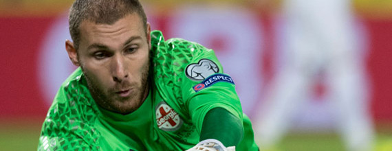 Giorgi Makaridze segura titularidade na Geórgia sem ser convocado no Moreirense FC
