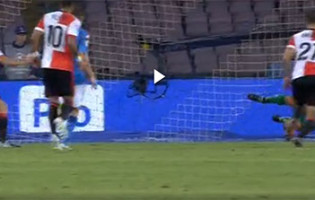 Pepe Reina e Andriy Pyatov defendem penaltis na Champions League por Napoli e Shakhtar