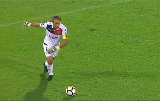 Quim lança situação de perigo em pontapé longo – CD Aves 0-0 Rio Ave FC