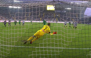 Albano Bizzarri faz-se valer aos 39 anos com penalti defendido aos 85′ – Udinese 2-1 Atalanta