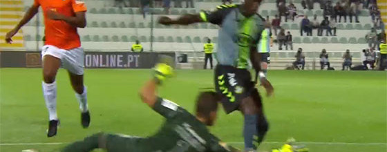 Carlos Henriques adia derrota com três defesas – Portimonense SC 1-2 Vitória FC