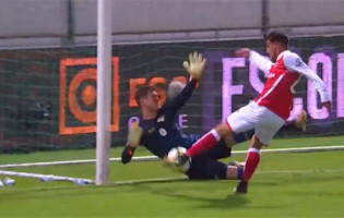 Jhonatan Luiz dá o corpo em defesa espetacular após intervenção incompleta  – Moreirense FC 0-1 SC Braga