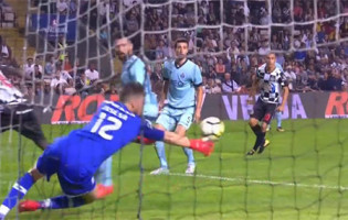 José Sá fechou baliza em desvio a investida de calcanhar – Boavista FC 0-3 FC Porto