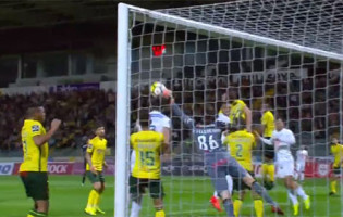 Mário Felgueiras impede empate com defesa perto do final – FC Paços de Ferreira 1-0 Estoril