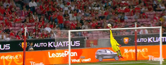 Mile Svilar salta em duas defesas vistosas – SL Benfica 1-0 CD Feirense