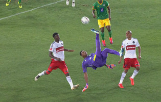 Oscarine Masuluke: golo de guarda-redes nomeado para o prémio Puskas