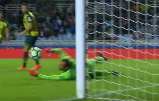 Pau López aplica-se em duas defesas – Real Sociedade 1-1 RCD Espanyol