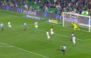 Antonio Adán e Yassine Bounou em nove defesas no Bétis 2-2 Girona FC