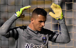 Marcelo Grohe sai como melhor em campo em nove intervenções – Ponte Preta 0-1 Grêmio