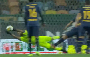 Rui Patrício defende grande penalidade entre várias defesas de qualidade – Sporting CP 2-0 FC Famalicão