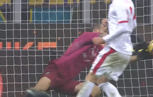 Daniele Padelli e Simone Perilli em várias defesas e penaltis detidos – FC Internazionale 0-0 Pordenone