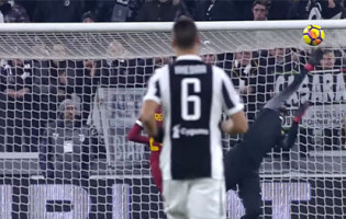 Wojciech Szczesny e Alisson Becker em várias defesas – Juventus FC 1-0 AS Roma