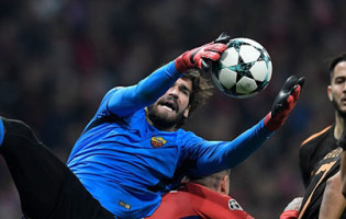 Alisson Becker: “Cresci dezassete centímetros num ano”