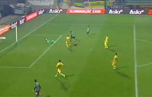 Cláudio Ramos antecipa-se protagonizando defesa espetacular e decisiva – CD Tondela 1-1 Vitória FC