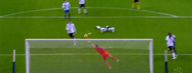 Douglas Jesus faz defesa vistosa no FC Porto 4-2 Vitória SC