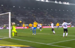 Renan Ribeiro evitou golo em última instância – Vitória SC 3-1 Estoril