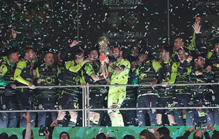 Rui Patrício conquista sétimo título pelo Sporting CP com Taça da Liga após intervenção decisiva