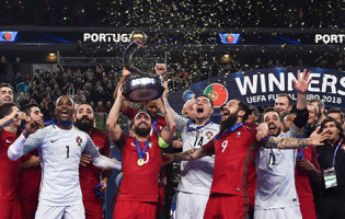 André Sousa diz que defesa decisiva foi de “todos nós” e agradece a Vítor Hugo e Bebé Vaz na vitória no Europeu