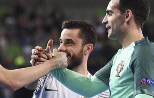 André Sousa crucial para chegada à final em oito defesas e interferência em golo – Portugal 3-2 Rússia
