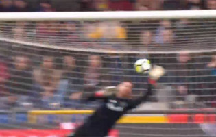 José Sá em defesa vistosa – GD Chaves 0-4 FC Porto