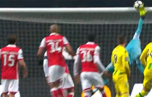 Matheus Magalhães voa em defesa vistosa – SC Braga 1-0 CD Tondela
