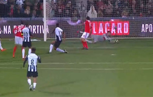 Ricardo Ferreira assina defesa de qualidade – Portimonense SC 1-3 SL Benfica