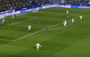 António Adán faz dupla-defesa e assiste com pontapé de baliza – UD Levante 0-2 Bétis