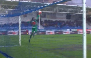 Vagner Silva erra traído pelo terreno e ainda aparece em outros seis momentos – CD Feirense 3-0 Boavista FC