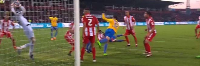 Adriano Facchini fecha a baliza e dá espetáculo em dupla-defesa – CD Aves 1-0 Estoril