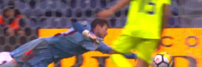 Adriano Facchini destaca-se em seis defesas – FC Porto 2-0 CD Aves