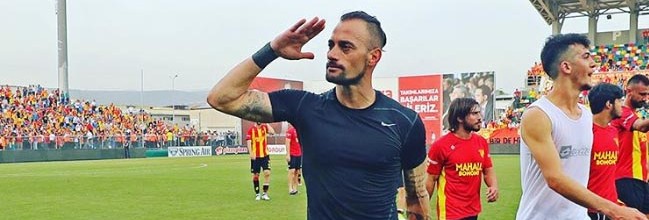 Beto Pimparel defendeu quarto penalti pelo Göztepe na Super Lig 2017/2018