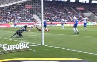 Iker Casillas fecha baliza em defesa complicada – CS Marítimo 0-1 FC Porto