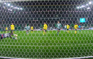 Mário Felgueiras evita golos de forma espetacular antes de se lesionar – Sporting CP 2-0 FC Paços de Ferreira