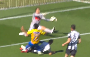 Ricardo Ferreira evita golo no um-para-um – Portimonense SC 0-1 Estoril