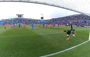 Jan Oblak defende sétimo penalti em doze enfrentados pelo Atlético de Madrid