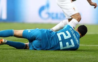 Mohamed El-Shenawy agiganta-se em três defesas espetaculares – Egipto 0-1 Uruguai