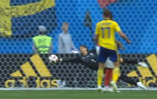 Yann Sommer evita golo em defesa de qualidade – Suécia 1-0 Suíça