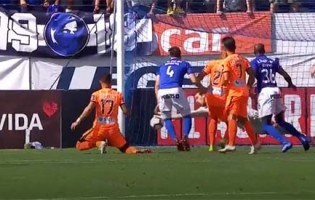 Helton Leite assina defesa de qualidade com mais dois momentos de espetáculo – CD Feirense 1-1 Boavista FC