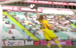 Quentin Beunardeau destaca-se em duas defesas de velocidade de execução – Vitória FC 2-0 CD Aves