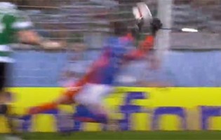 Caio Secco destaca-se em onze defesas entre dificuldade e espetáculo – Sporting CP 1-0 CD Feirense