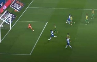 Cláudio Ramos em defesas de qualidade antes de errar – FC Porto 1-0 CD Tondela