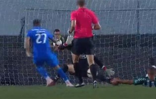 Joel Pereira defende com o pé antes de errar – Vitória FC 0-2 FC Porto