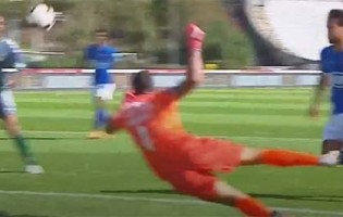 Muriel Becker aparece em duas defesas – Os Belenenses 0-0 Vitória FC
