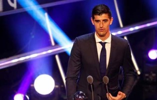 Thibaut Courtois vence prémio FIFA para melhor guarda-redes de 2018