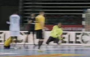 Alfredo Quintana vale vitória nos últimos segundos – Lituânia 23-24 Portugal