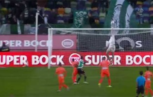 Helton Leite aparece em várias defesas vistosas – Sporting CP 3-0 Boavista FC