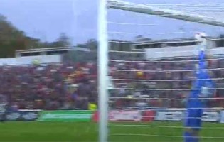 Marco Rocha aparece ao desviar remates sinuosos – CD Santa Clara 1-2 Sporting CP