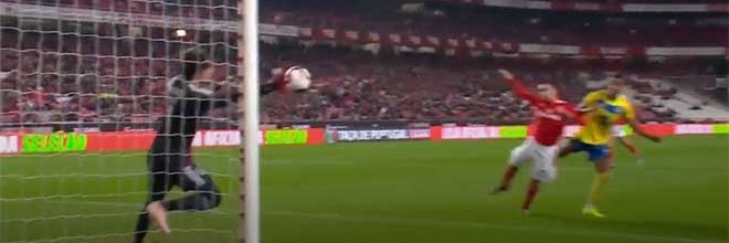 Mile Svilar possibilita vitória após defesa vistosa – SL Benfica 2-1 FC Arouca