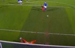 Caio Secco destaca-se em duas defesas – CD Feirense 1-1 CS Marítimo
